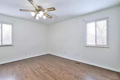 9811 Beau Lane, Springfield Township, OH 45231 - Photo 26