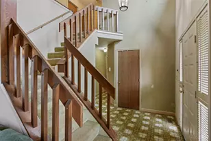 9537 Millbrook Dr, Springfield Township, OH 45231 - Photo 4