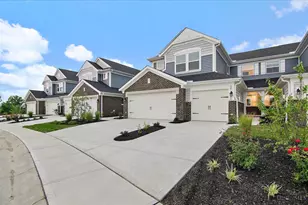 423 Bandon Dunes Ct, Turtle Creek Township, OH 45036 - Photo 1