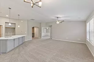 5890 Parkview Ln, Miami Township, OH 45150 - Photo 8