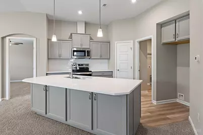 5890 Parkview Lane #92301, Miami Township, OH 45150 - Photo 2