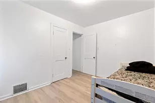 3648 W Siebenthaler Ave, Harrison Twp, OH 45406 - Photo 18