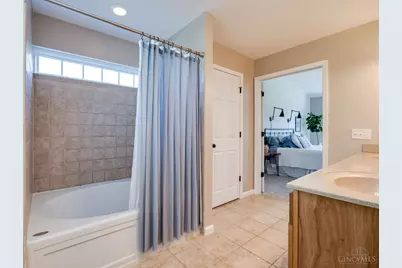 8109 Zoar Road, Hamilton Township, OH 45152 - Photo 32