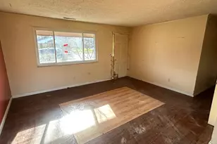 287 Shaker Ct, Delhi Township, OH 45238 - Photo 2