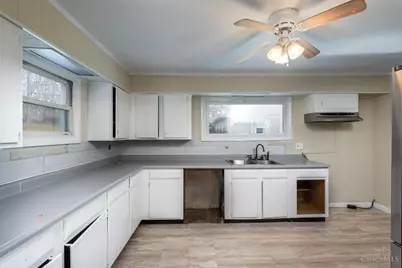 8125 US Rt 50, Liberty Twp, OH 45133 - Photo 24