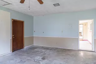 8125 US Rt 50, Liberty Twp, OH 45133 - Photo 32