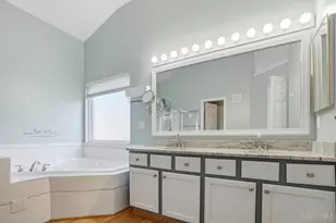 11910 Streamside Dr, Symmes Township, OH 45140 - Photo 32