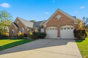 11910 Streamside Dr, Symmes Township, OH 45140 - Photo 2