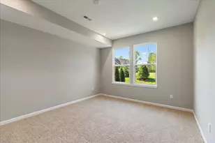 1061 Olivewood Ave, Batavia, OH 45103 - Photo 12