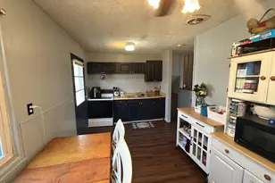 470 Burdel Dr, Wilmington, OH 45177 - Photo 6