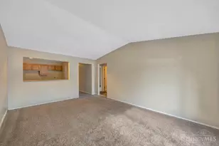 140 Northridge Dr, Oxford, OH 45056 - Photo 4