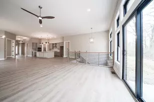 9197 Remy Ct, Clearcreek Twp., OH 45458 - Photo 20