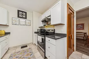 6715 Betts Ave, Cincinnati, OH 45239 - Photo 10