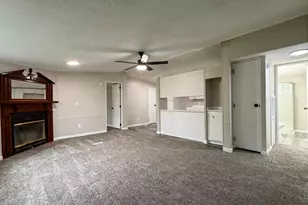 3387 Trabecca Ln, Pike Township, OH 45154 - Photo 8