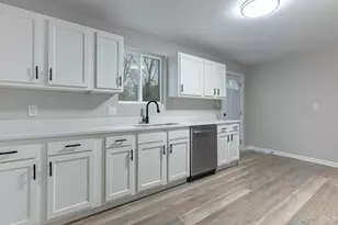 350 Pleasant Dr, South Lebanon, OH 45065 - Photo 6