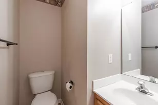 959 Weeping Willow Ln, Hamilton Township, OH 45039 - Photo 10