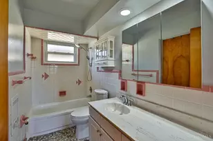 553 Starling Ct, Delhi Township, OH 45238 - Photo 24