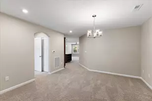 5890 Parkview Ln, Miami Township, OH 45150 - Photo 8