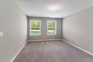 5890 Parkview Ln, Miami Township, OH 45150 - Photo 10