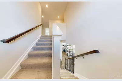 5441 Hopewell Valley Drive, Hamilton Township, OH 45152 - Photo 10