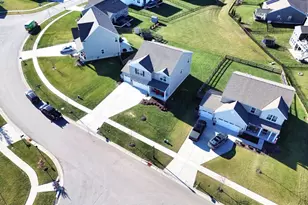 5441 Hopewell Vly Dr, Hamilton Township, OH 45152 - Photo 4