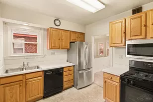 1966 Avonlea Ave, Cincinnati, OH 45237 - Photo 8