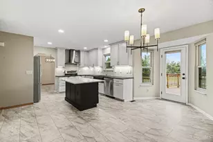 6098 Glenngate Ct, West Chester, OH 45069 - Photo 8