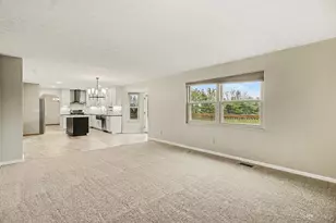 6098 Glenngate Ct, West Chester, OH 45069 - Photo 10