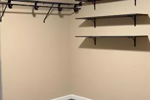 10619 Deauville Rd, Springfield Township, OH 45240 - Photo 16