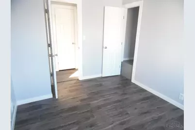 570 Fairhaven Drive, Hamilton, OH 45013 - Photo 10