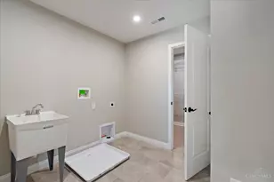 5225 Ivy Rose Ln, Green Township, OH 45247 - Photo 28