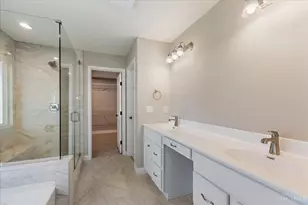 5225 Ivy Rose Ln, Green Township, OH 45247 - Photo 18