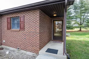 110 Springlake Ave, Hillsboro, OH 45133 - Photo 2