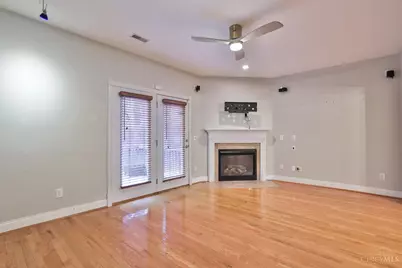 915 Sharkey Lane, Cincinnati, OH 45206 - Photo 6