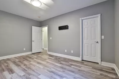 915 Sharkey Lane, Cincinnati, OH 45206 - Photo 24