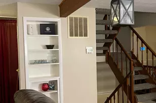 8174 Mill Creek Cir, West Chester, OH 45069 - Photo 6