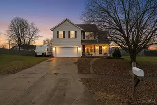 8737 Appleridge Ct, Franklin Township, OH 45005 - Photo 2
