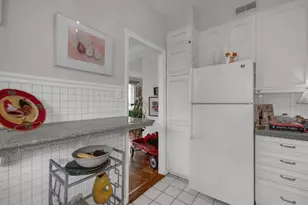 2380 Madison Rd, Cincinnati, OH 45208 - Photo 14