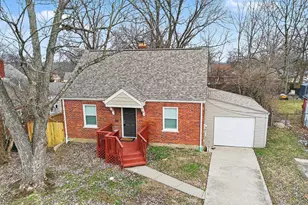 68 Gambier Cir, Green Hills, OH 45218 - Photo 4