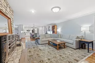 5821 Old Forest Ln, West Chester, OH 45069 - Photo 10