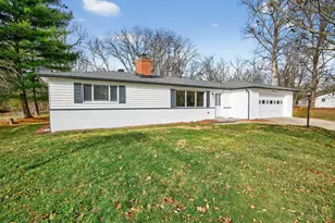 5455 Country Ln, Miami Township, OH 45150 - Photo 4