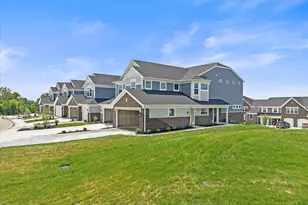 431 Bandon Dunes Ct, Turtle Creek Township, OH 45036 - Photo 32