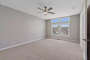 431 Bandon Dunes Ct, Turtle Creek Township, OH 45036 - Photo 16
