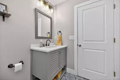 3572 Bevis Avenue, Cincinnati, OH 45207 - Photo 8