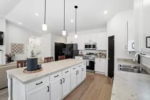 8545 Noelle Dr, Colerain Township, OH 45251 - Photo 8