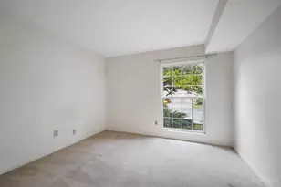 720 Castlegate Ln, Springfield Township, OH 45231 - Photo 28