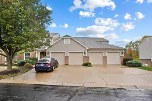 720 Castlegate Ln, Springfield Township, OH 45231 - Photo 4