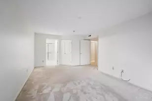 720 Castlegate Ln, Springfield Township, OH 45231 - Photo 22