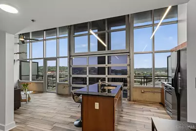 353 W Fourth Street #506, Cincinnati, OH 45202 - Photo 6