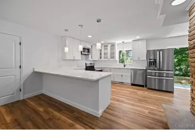 7481 Heatherwood Lane, Anderson Township, OH 45244 - Photo 10